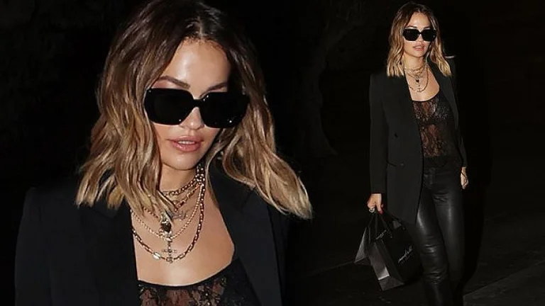Rita Ora osa vestirsi, si presenta in una t-shirt trasparente mentre lo shopping a Hollywood