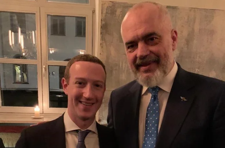 Edi Rama ruft den Freund Mark Zuckerberg an