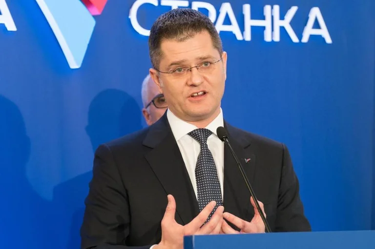 Jeremic: Vucinqi is lying, he is talking to Kosovo