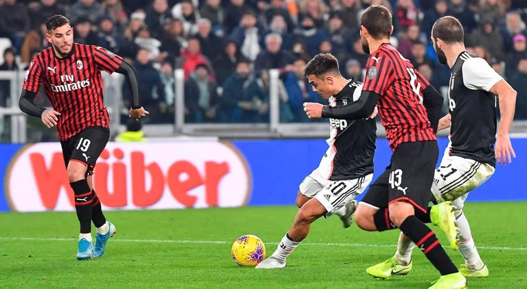 Guaranteed show: Official formations published by Milan-Juventus Supershare