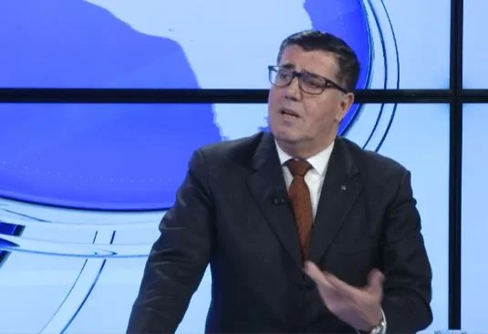 Lutfi Haziri dopo che Kurti ha espulso dal Pensiero del Governo Rugova: Lo risolveremo presto.
