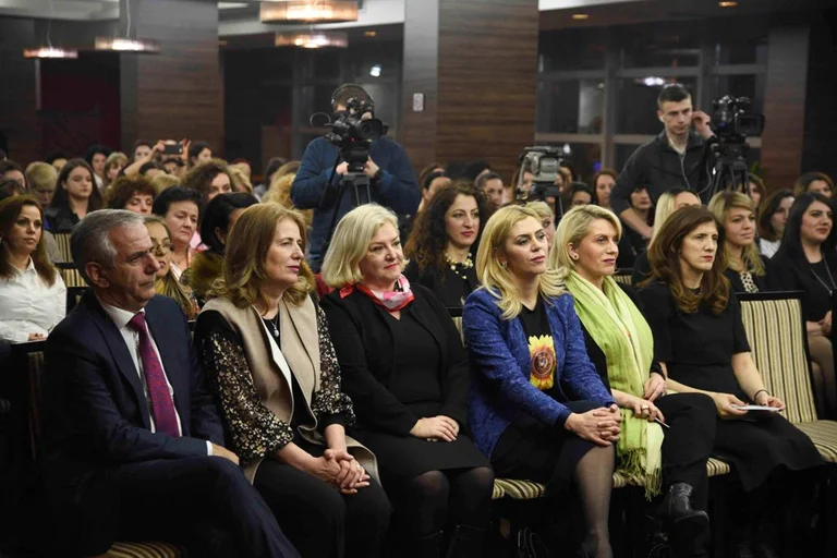Le PDK ouvre les élections nationales au Forum des femmes