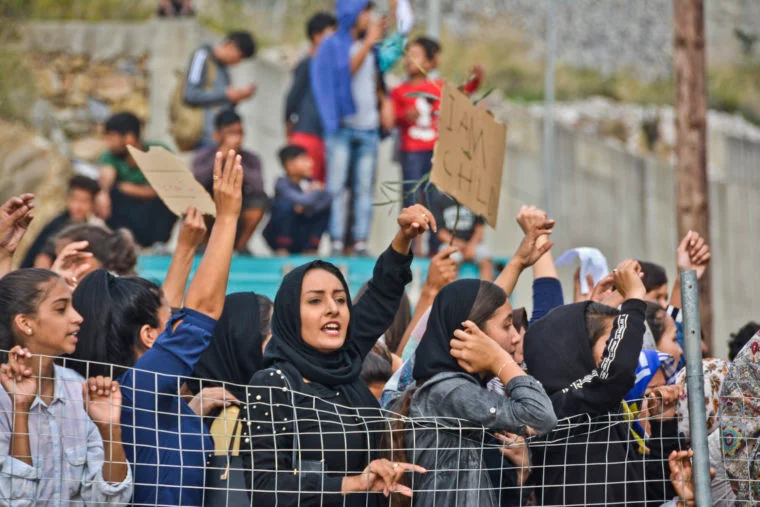 La Grèce annonce la création de nouveaux camps de demandeurs d'asile