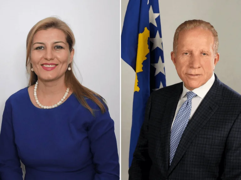 They mistook Lama with Pacolli: She attacks him with tear gas, he brings him back with a lie.