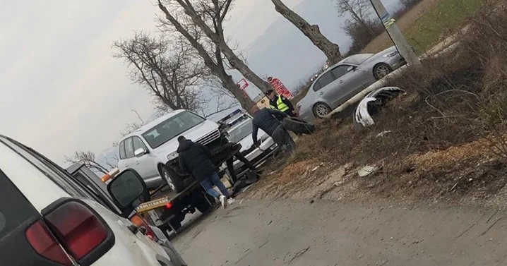 Lubenik Unfall, drei Menschen verletzt