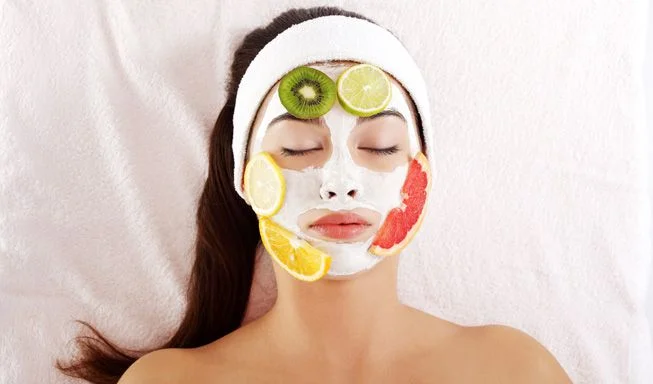 The effect of fruit on the removal of excess oil on the face