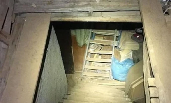 Prizren, c'e' un uomo morto nel seminterrato.