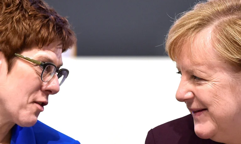 Increible. El sucesor de Merkel dice que renunciará