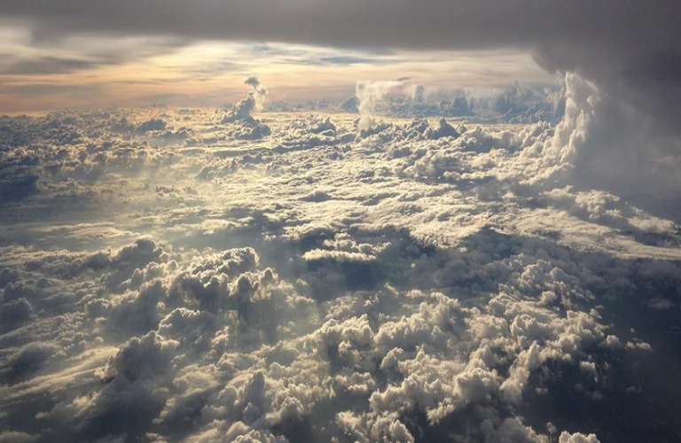 Storm cancels flights to Germany, rail traffic gets worse