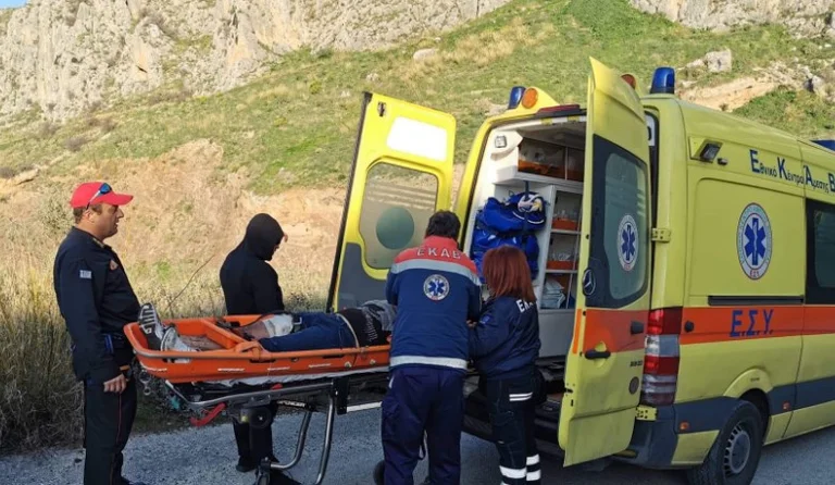 Polizia greca, tre albanesi caccia con il fuoco
