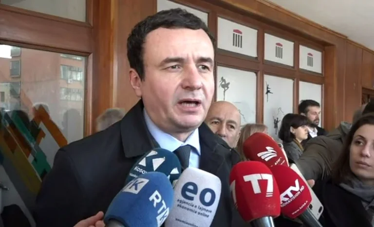 Kurti comments Thaci's warning of re- running: We'll coordinate with him