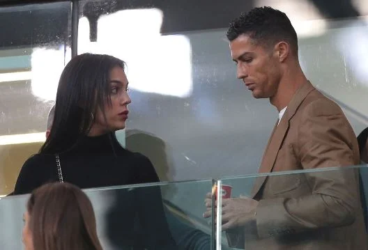 Ronaldo's way to escape journalists