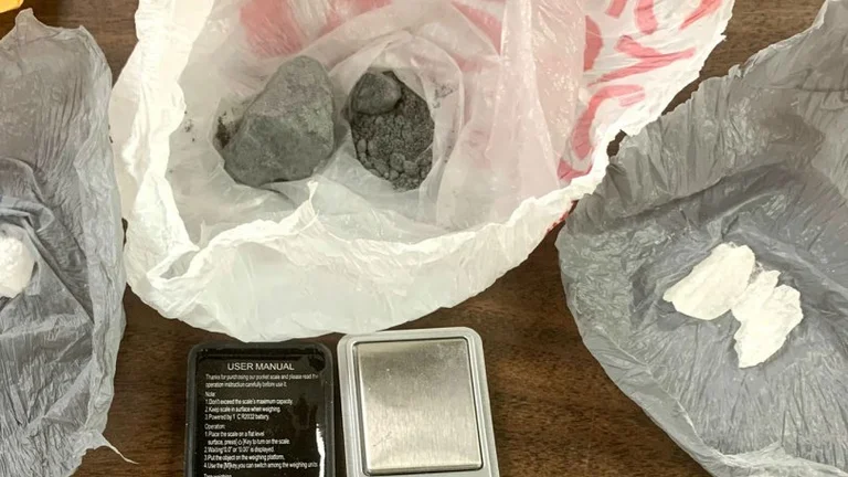 Look out! This is drugs that can kill you with touch.