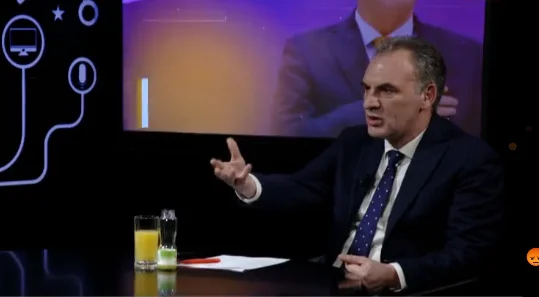 Limaj: Kurti s’duhej të fliste për taksën në ditën e tij të parë si kryeministër