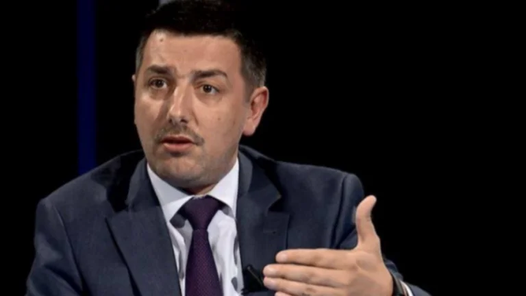 Syla: Osmani nisi zyrtarisht konkurrencën me Albin Kurtin, ja si ia mori spektaklin Kryeministrit