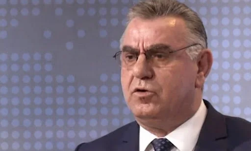 Gani Koci për Vjosa Osmanin: Kjo tezakja ime e shkeli ligjin me të dy këmbët