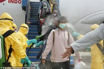 Il pedaggio di morte del Coronavirus va a 427, segna la seconda vittima al di fuori della Cina