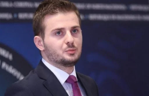 Gent Cakaj telefonon Glauk Konjufcën: Ia uron postin e ministrit
