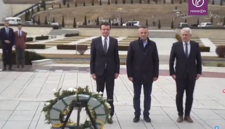 Kurti në Prekaz: Liria i ka rrënjët te dëshmorët