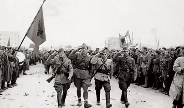 76 vite nga masakra në Tiranë