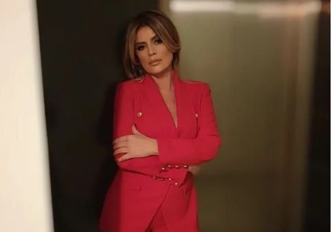 Këngëtarja e njohur gëzohet për Qeverinë Kurti