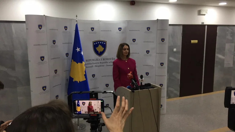 Seanca për zgjedhjen e kryeparlamentares në ora 19:00