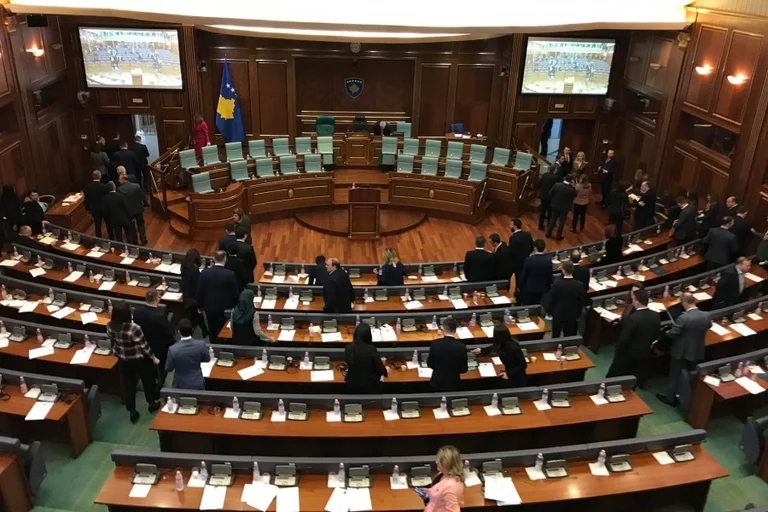 Vazhdon seanca e Kuvendit për formimin e Qeverisë