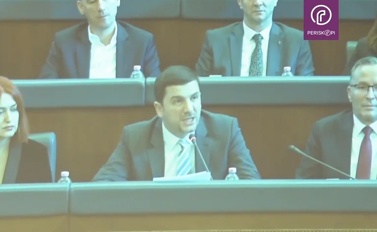 Memli Krasniqi: Amerikani Grenell nuk mundi, ndërsa Borelli që se njeh shtetin e Kosovës u bë kumbarë i koalicionit VV-LDK