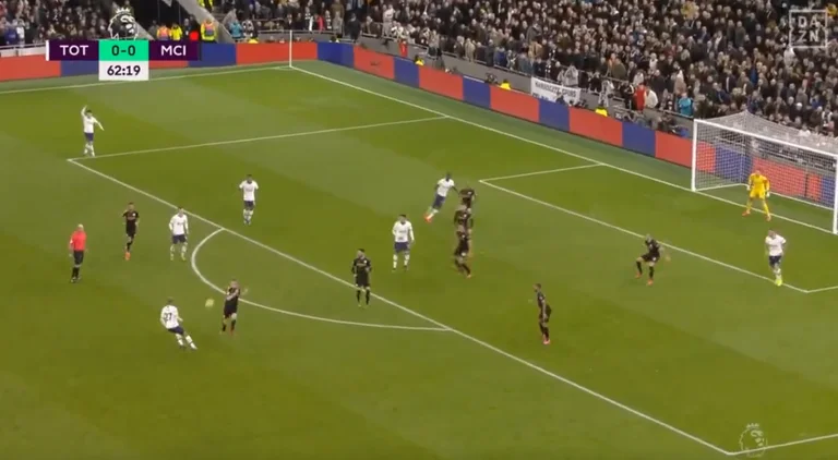 Mourinho i tregon Guardiolës kush është mbreti: 32 milionëshi shkund rrjetën e Cityt në debutim