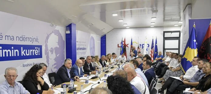 E pakonfirmuar: Këta janë emrat e LDK-së për ministra në Qeverinë Kurti