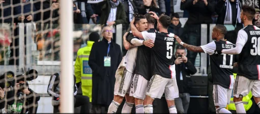 Juve mposht bindshëm Violan dhe pakëson gjasat e Lazios e Interit për titull