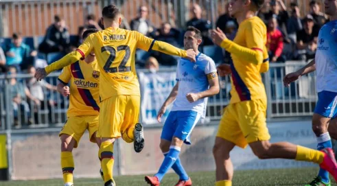 Rey Manaj në ekipin e Barcës B, shënon gol por më pas përjashtohet nga loja