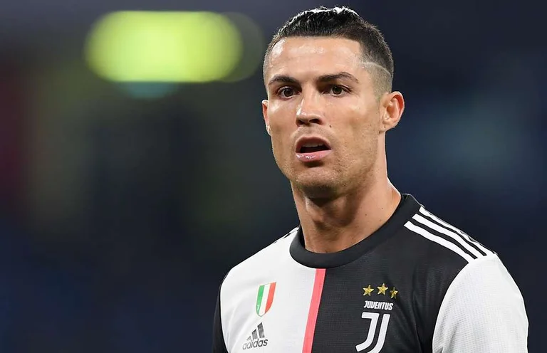 Cristiano Ronaldo hat über 50 Millionen gefälschte Follower in seinem Instagram