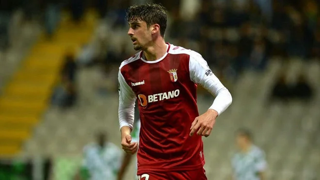 Officiel: Transferts à Barcelone Francisco Trincaon de Braga