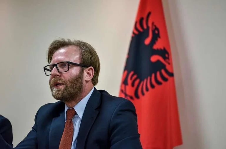 Hakki Abazi: Lista serba per essere parte del governo di Kurti