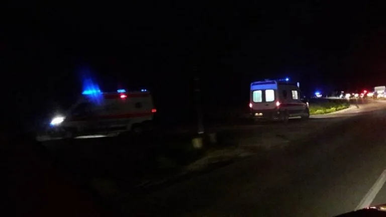 L'ambulance roule, la personne se déplaçant à KKUK meurt