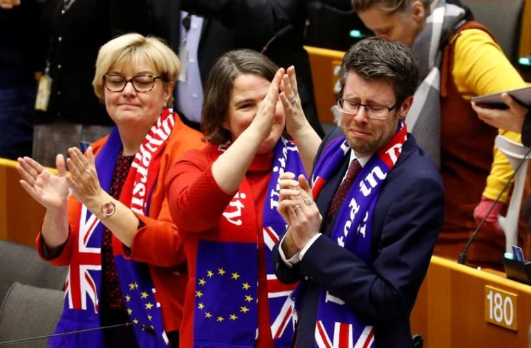 MPs with tears in their eyes after Brex approval