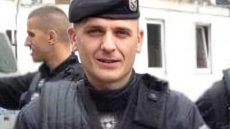 Un policier du Kosovo tué à Zhur enterré à Malisheva aujourd'hui