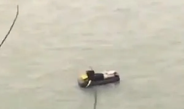 Coronavirus: Vuhan aislado intenta escapar a través del río (Vídeo)