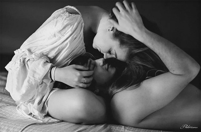 4 sex tricks that will make you awesome in bed!