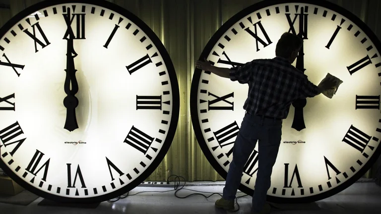 The mechanical engineer explains why time is running so fast in our day