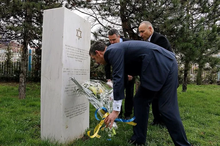 Wessel: Our nation is proud to help Jews in the worst human tragedy