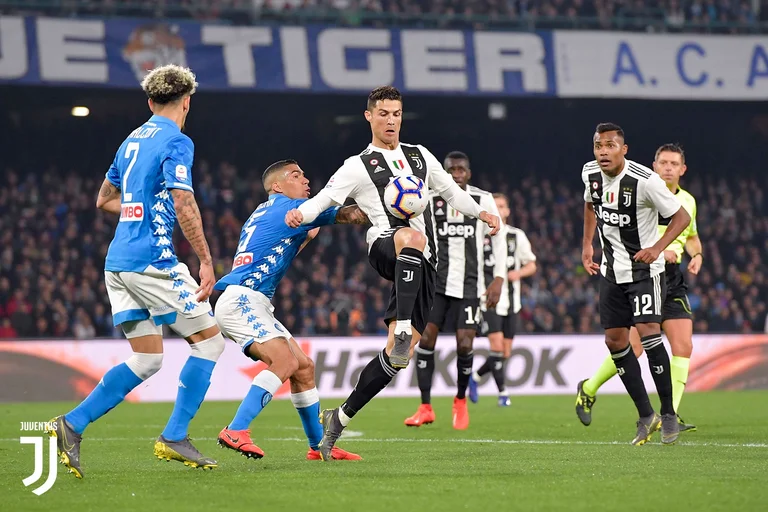 Naples Juventus, official formations