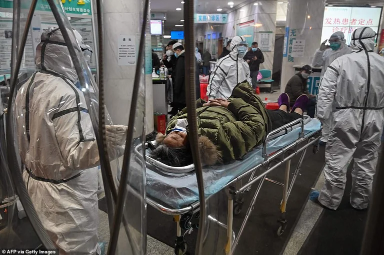 Il numero di persone uccise dal virus in Cina va a 56