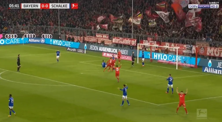 Dortmund has Hawaii, but Bayerni has the old Lewandowski wolf: Mark again