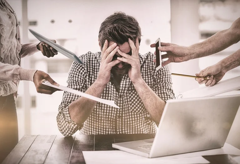 Attenzione a Stressing Yourself in Workplace - Che cosa sei a rischio