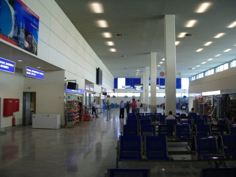 Virus chinois, mesures de défense prises à l'aéroport de Skopje