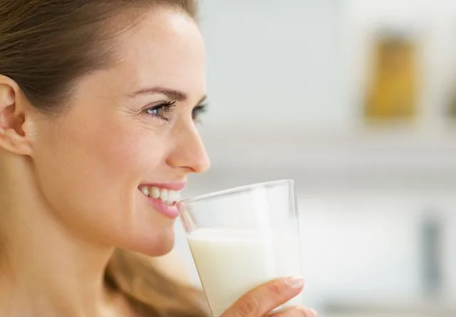 Studio; L'aggiunta di latte di tè rende i denti più bianchi