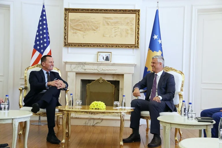 Thaçi takohet sonte me Grenell