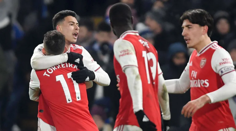 Yjet e Arsenalit luftojnë si trojanë të vërtetë: Nxjerrin barazim me dhjetë lojtarë kundër Chelseat